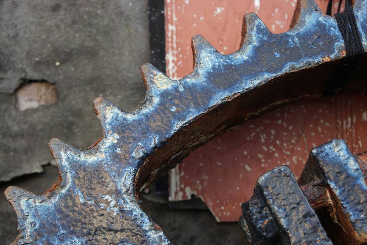 DeWalt Circular Saw Blade Types: Your No-BS Guide to Choosing the Right One